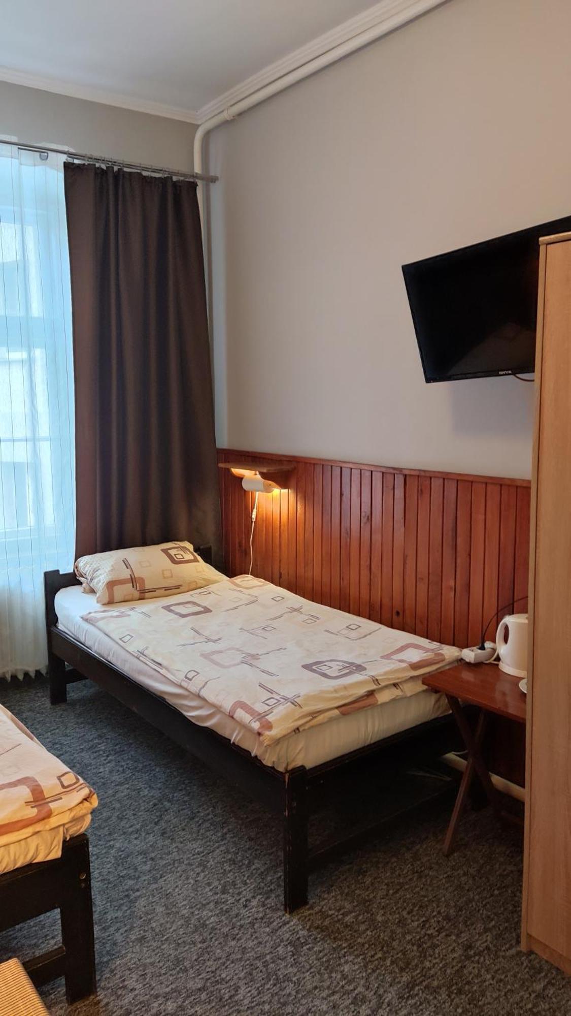 Hotel Polonia Namysłów Dış mekan fotoğraf