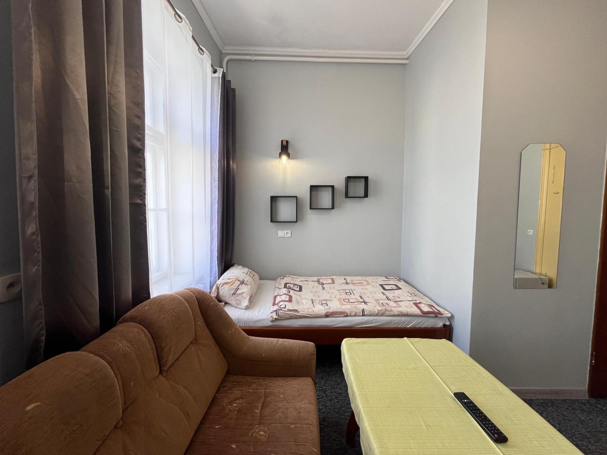 Hotel Polonia Namysłów Dış mekan fotoğraf