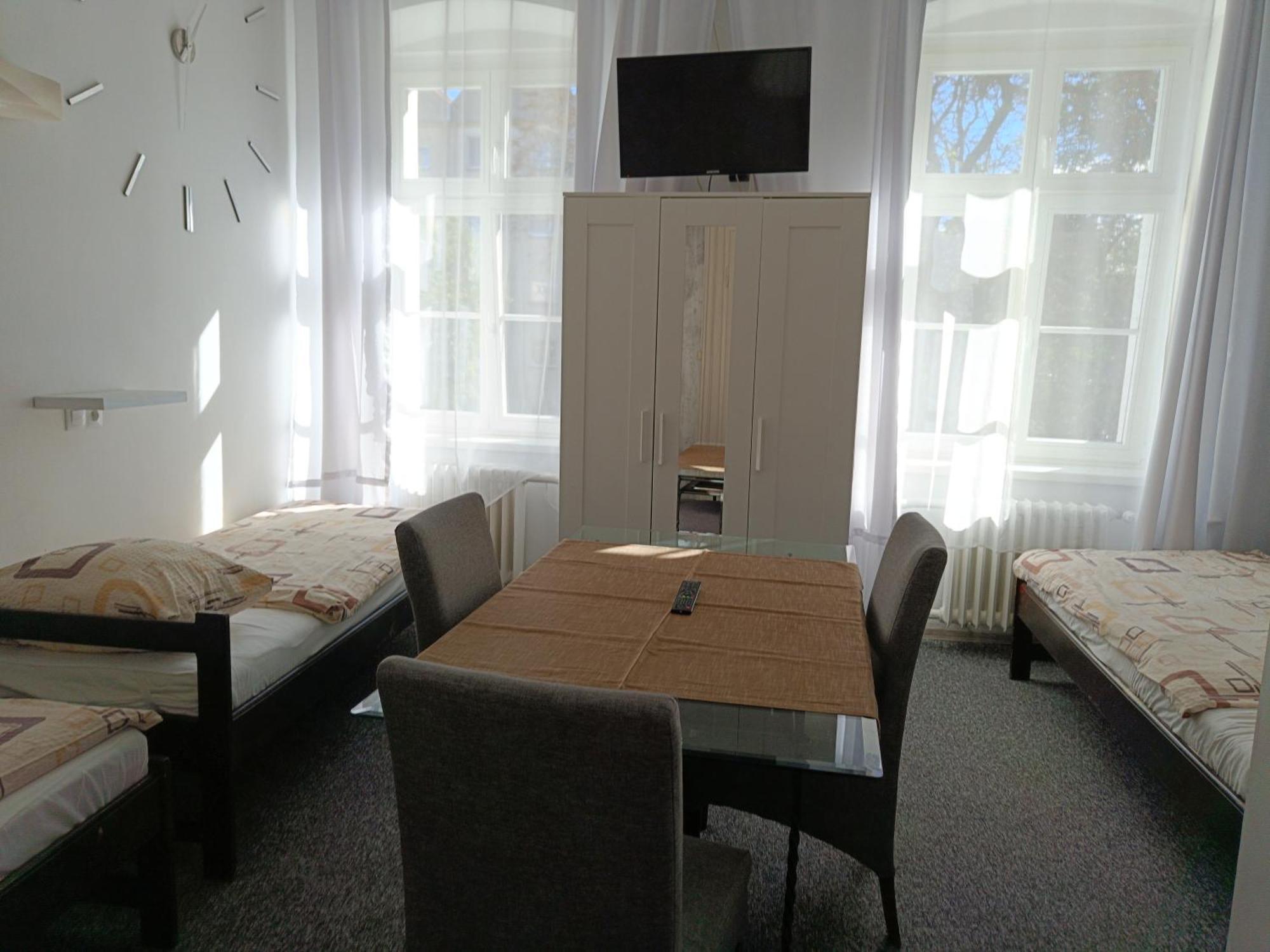 Hotel Polonia Namysłów Dış mekan fotoğraf