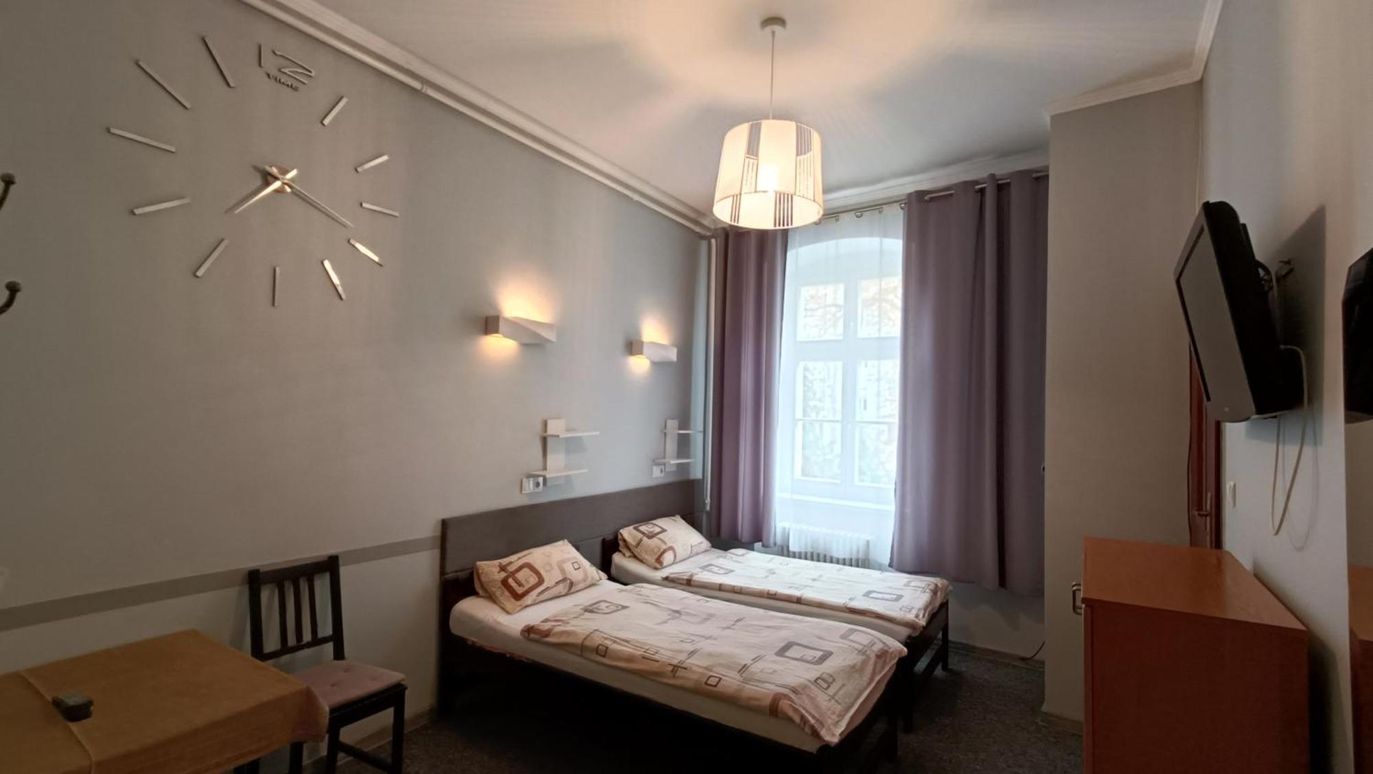 Hotel Polonia Namysłów Dış mekan fotoğraf