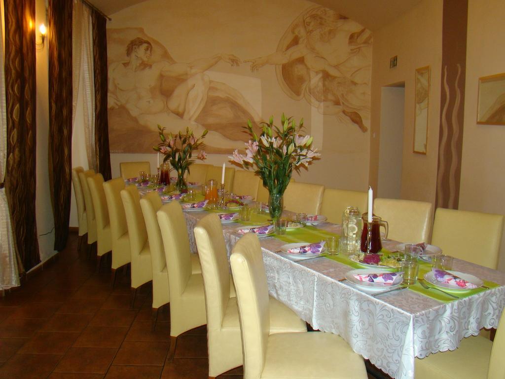 Hotel Polonia Namysłów Dış mekan fotoğraf