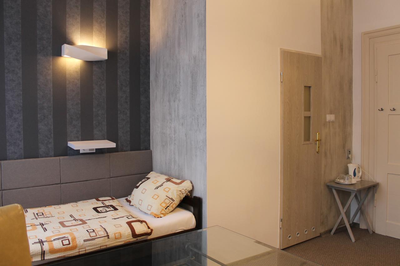Hotel Polonia Namysłów Dış mekan fotoğraf